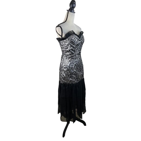 Strapless Black & Silver Damask Ruffled Hem Cocktail Dress Vintage Prom HOCO - Picture 5 of 11